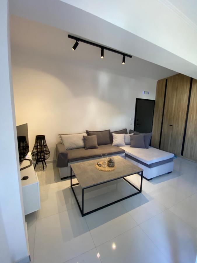 Medusa Luxury Apartments Finikounta Exterior photo